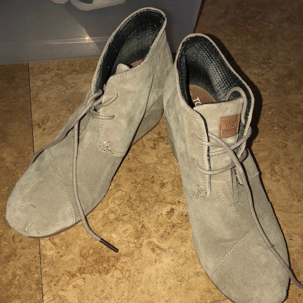 Toms ankle booties